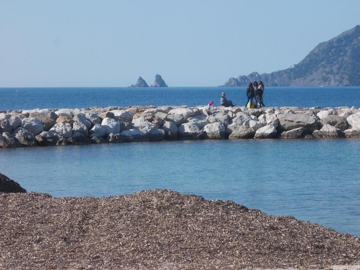 T2 Climatise A 500M De La Plage Sur La Presqu'Ile De Saint Mandrier Sur Mer Exteriér fotografie